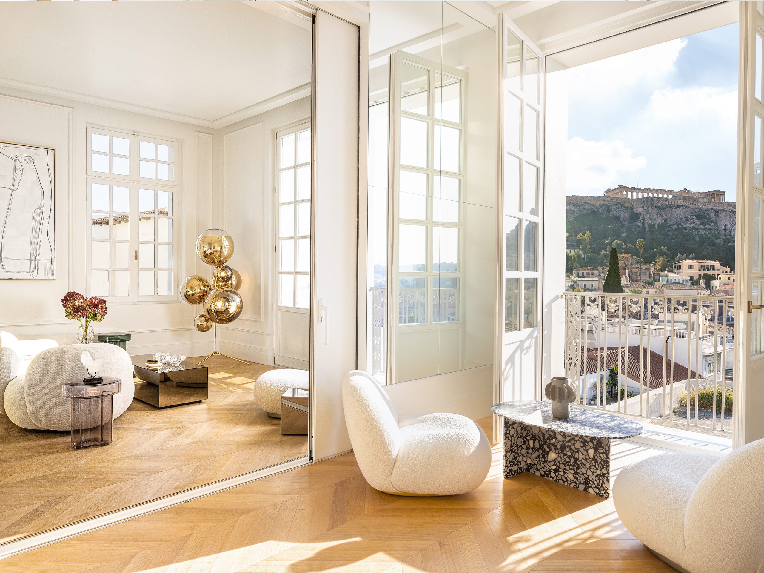 19TheAcropolisGrandApartmentredefiningeleganceandluxury justDELUXE.at