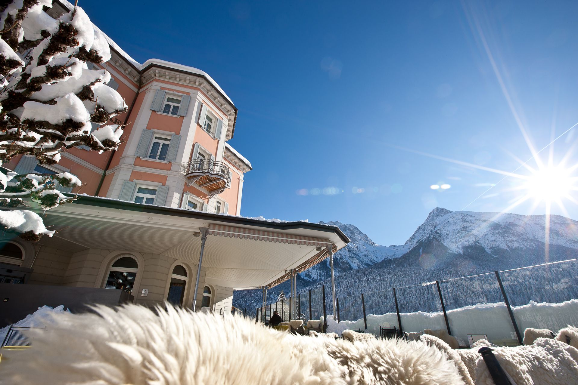 aussenansicht_im_winter_c_andrea_badrutt_chur_hotel_belvedere