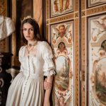 15_Constanza Dress_pietra_©Aida Dapo