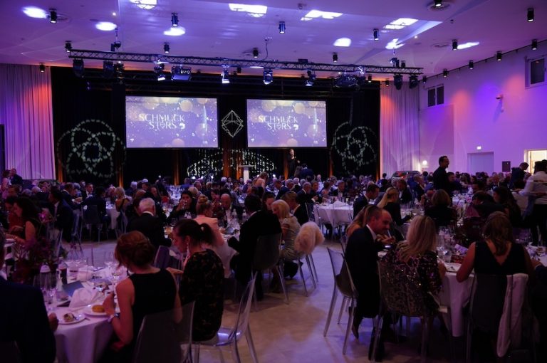 Schmuckstars lädt zum Public Voting