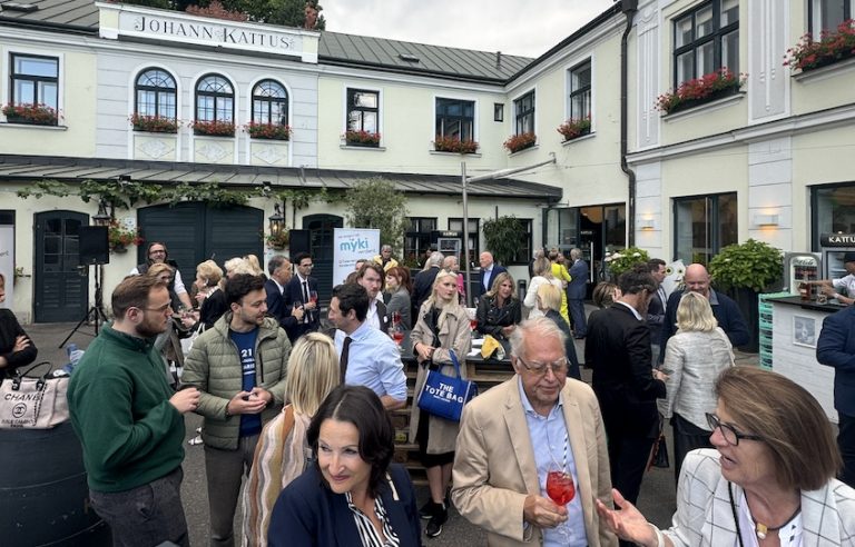 Italienisches Geburtstagsfest für einen guten Zweck