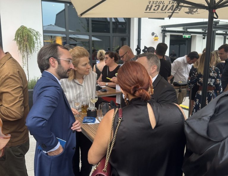 Grand Opening von Hotel Schani UNO City