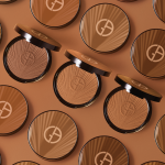 ga_2024_ls-glow-bronzer_120-100-110_sl_digital-range_1x1_rvb-4000