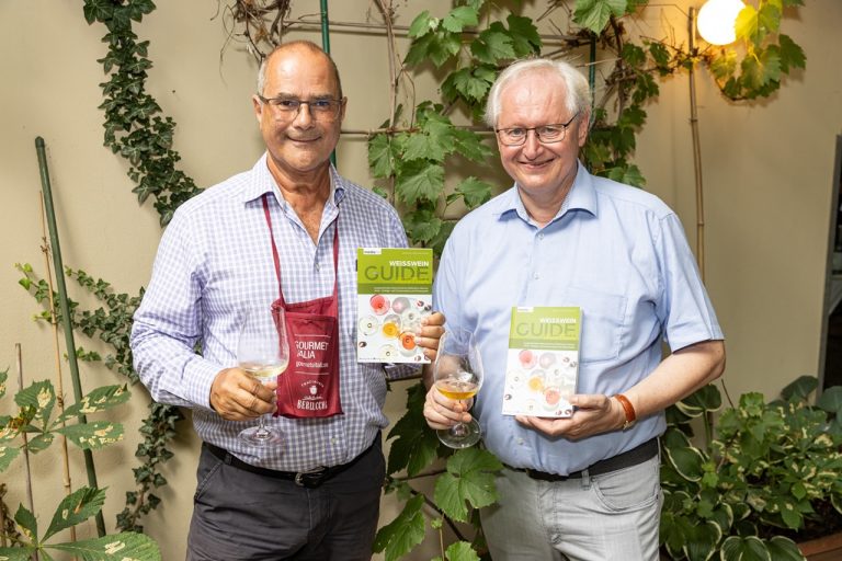 Der Weißwein Guide Austria 2024 ist da