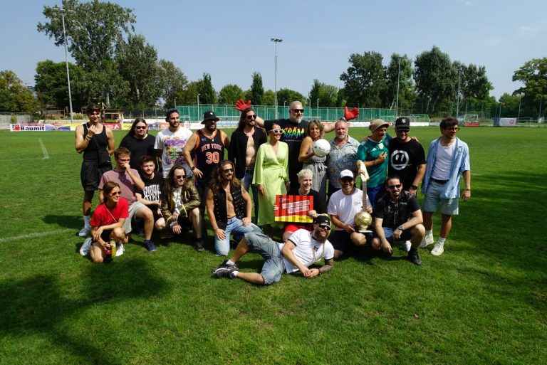 Kick-Off zum BAND FUSSBALL CUP