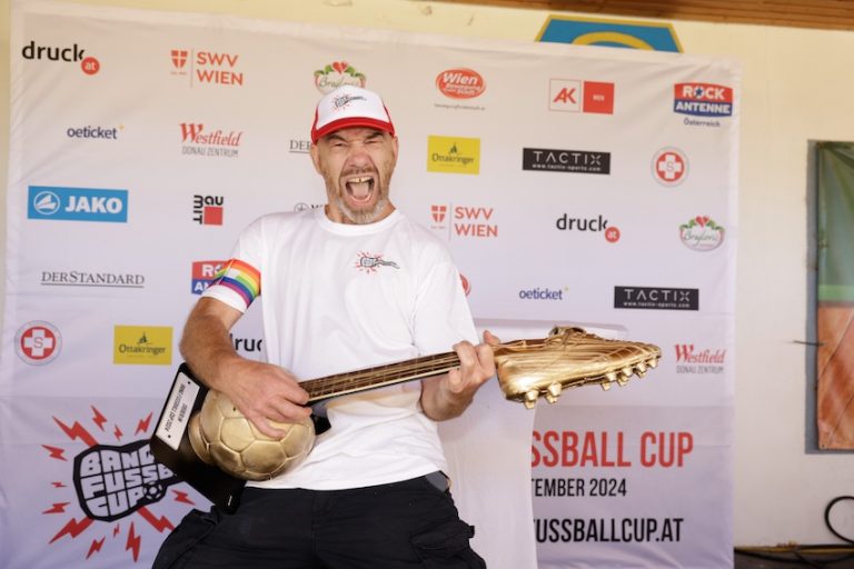 Bierkistlsingen & Riesenwuzzler gegen Gewalt