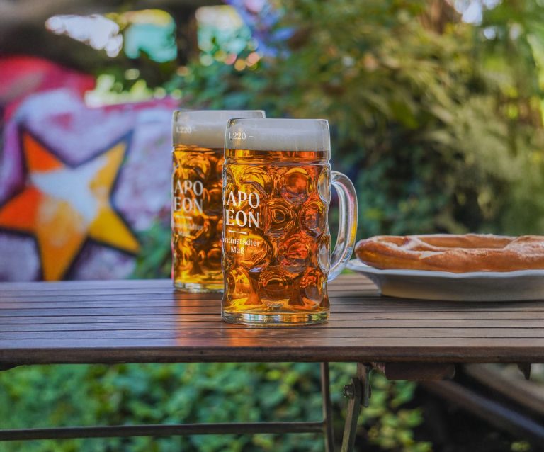 Gasthaus Napoleon zapft das „Donaustädter Maß 1.220“ an – Premiere beim Oktoberfest