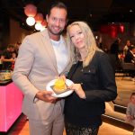 Groß (Christopher Dengg und Simone Lugner Copyright_ROBIN CONSULT_Fellner-)