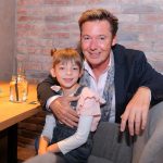 Groß (Dennis Jale mit Tochter Jaylin_copyright_ROBIN CONSULT_Fellner (1))