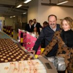 Groß (Werksführung Johann Lafer Sharon Stone_Copyright_Copyright Guschlbauer_Tinnefeld 113)