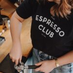 03_Neue Fashion-Kollektion für Coffee Lovers_T-Shirts Relaxed Fit black_c_J.Hornig