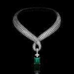 Groß (MESMERISM-NECKLACE-LOUIS-VUITTON-MYTHICA-COLLECTION-LOUIS-VUITTON-HIGH-JEWELRY-@Laziz-Hamani)