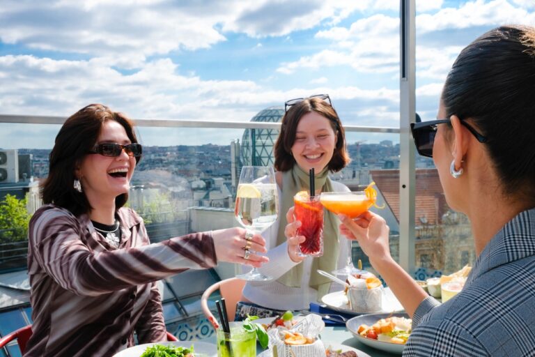 Rooftop-Feeling und BBQ-Genuss im Jaz in the City