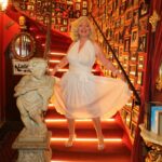 Marilyn Millionen-Schuhe im Marchfelderhof am 02.06.2026 – © Conny de Beauclair